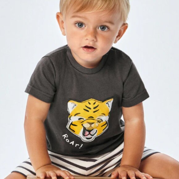 Baby T-Shirt w/Tiger Print - Picture 1 of 4